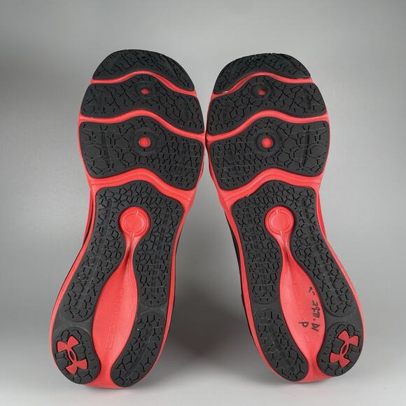 Under Armour Charged Vantage Men’s 12 Red Black Running Shoes Athletic Sneakers - Picture 4 of 9